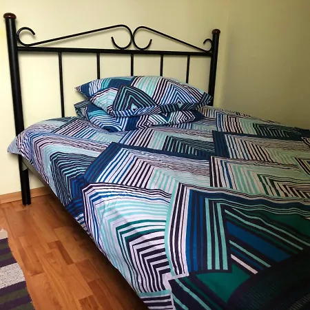 Super - Lovely One-bedroom On Victoriei Avenue Апартаменты *