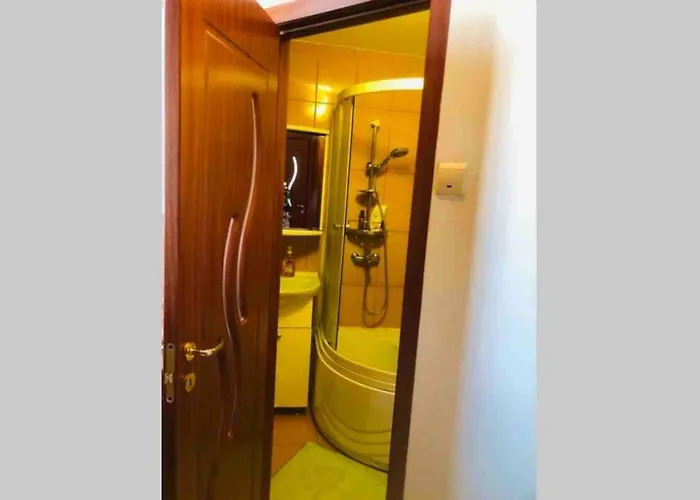 Daire Super - Lovely One-bedroom On Victoriei Avenue *