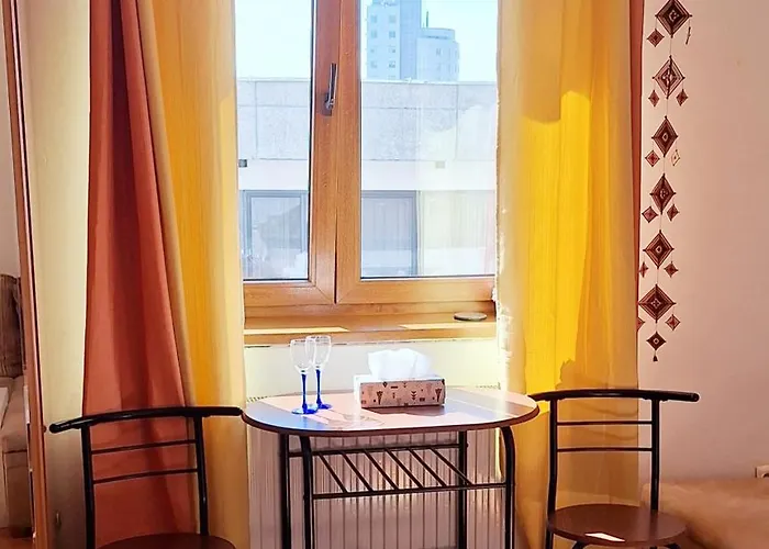 Super - Lovely One-bedroom On Victoriei Avenue Daire *
