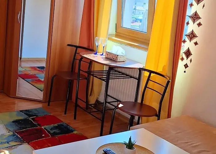 Daire Super - Lovely One-bedroom On Victoriei Avenue *